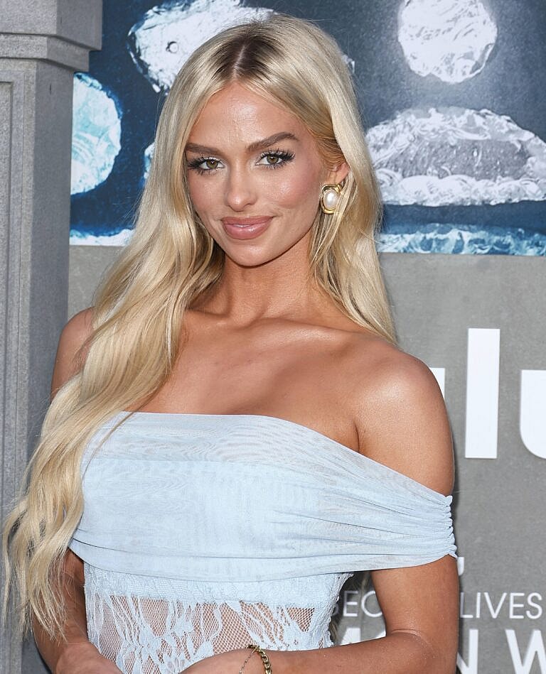 The Secret Lives of Mormon Wives Season 2, Premiere