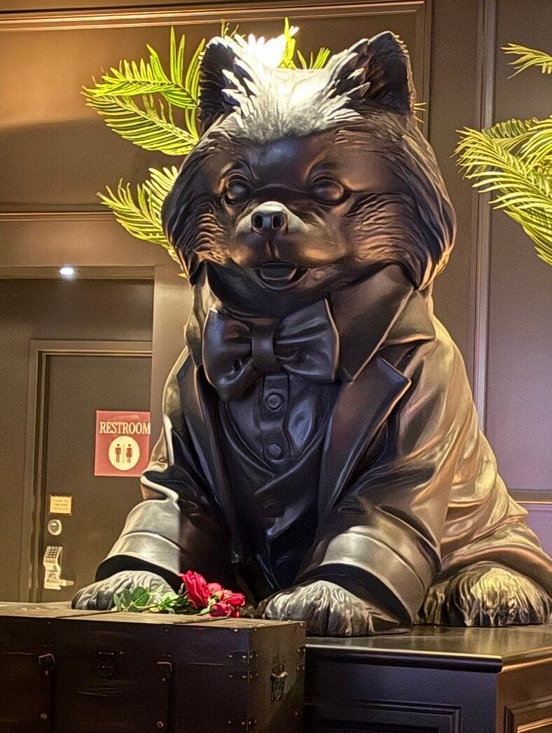 Gigolo Bar 