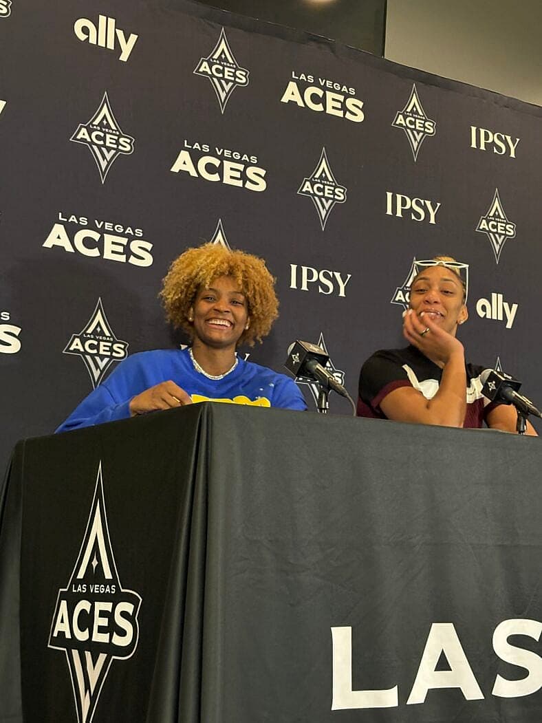 NaLyssa Smith and A'ja Wilson