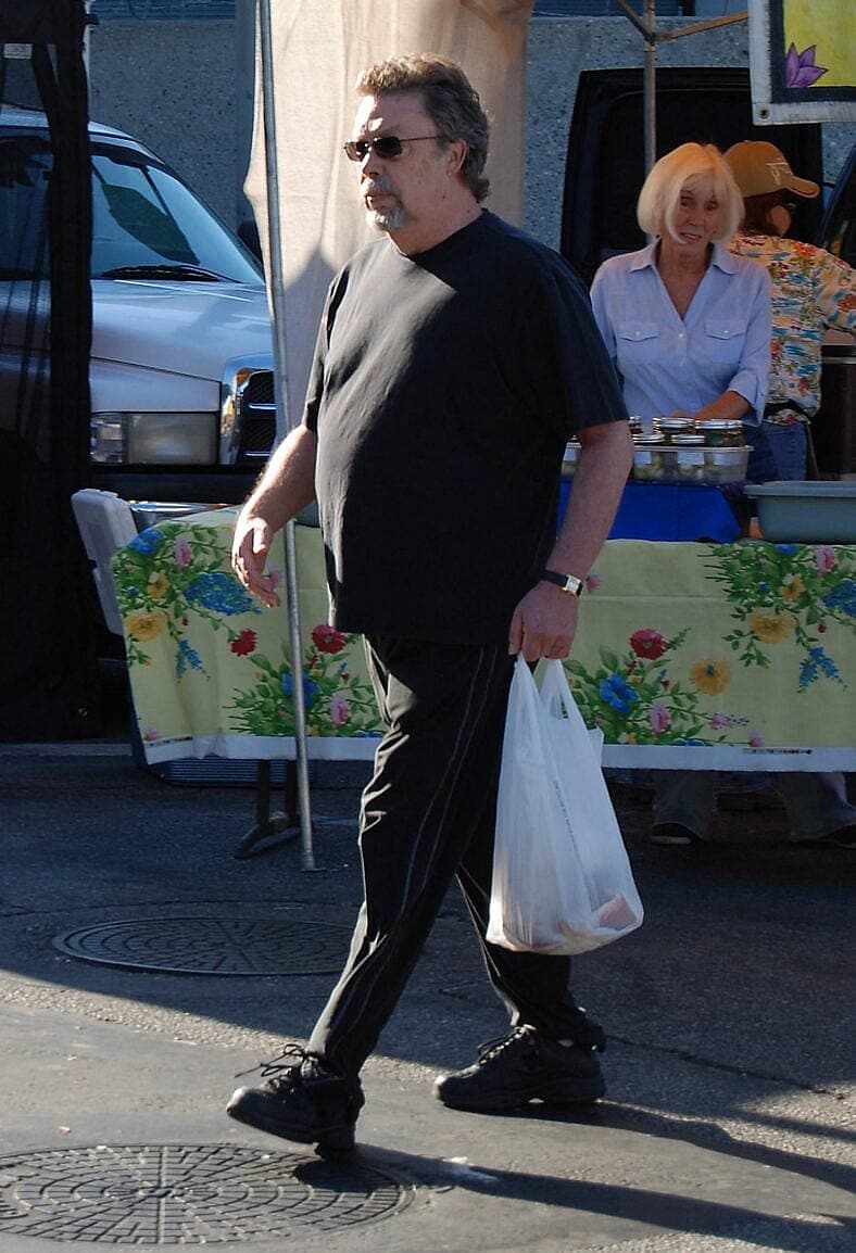 Tim Curry at a farmer's market