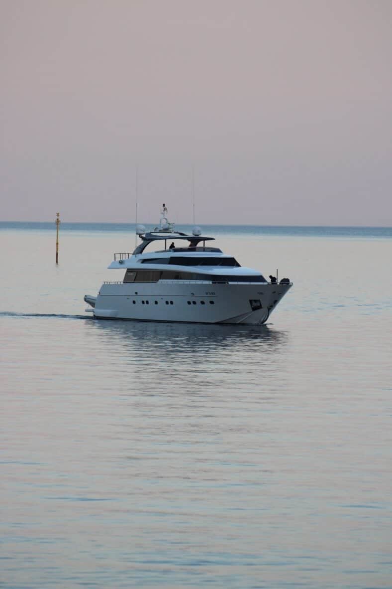 Yacht crusing