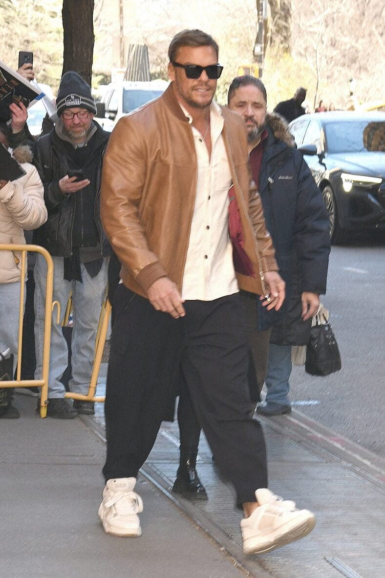 Alan Ritchson