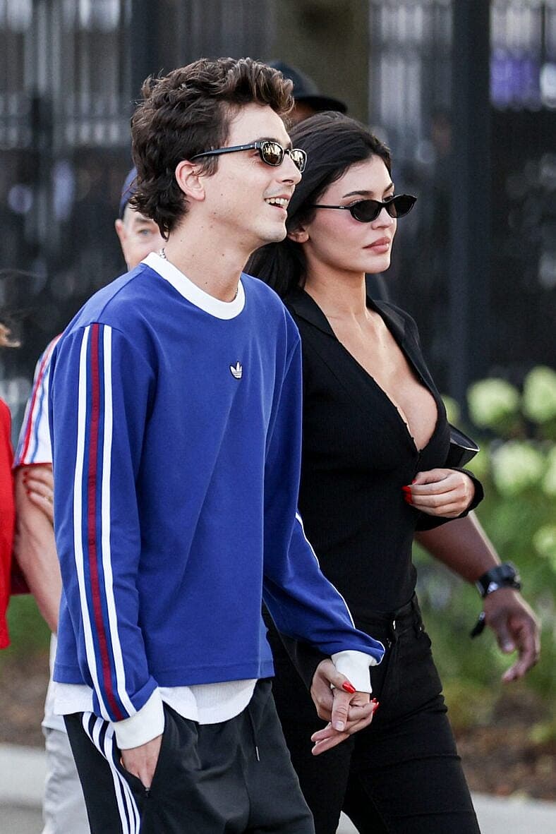 Kylie Jenner and Timothee Chalamet on their way to the Spain-Argentina World Cup final in New York