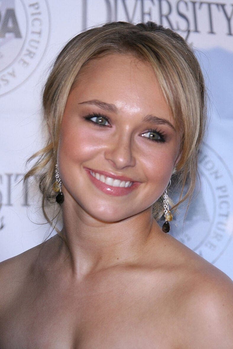 Hayden Panettiere smiling