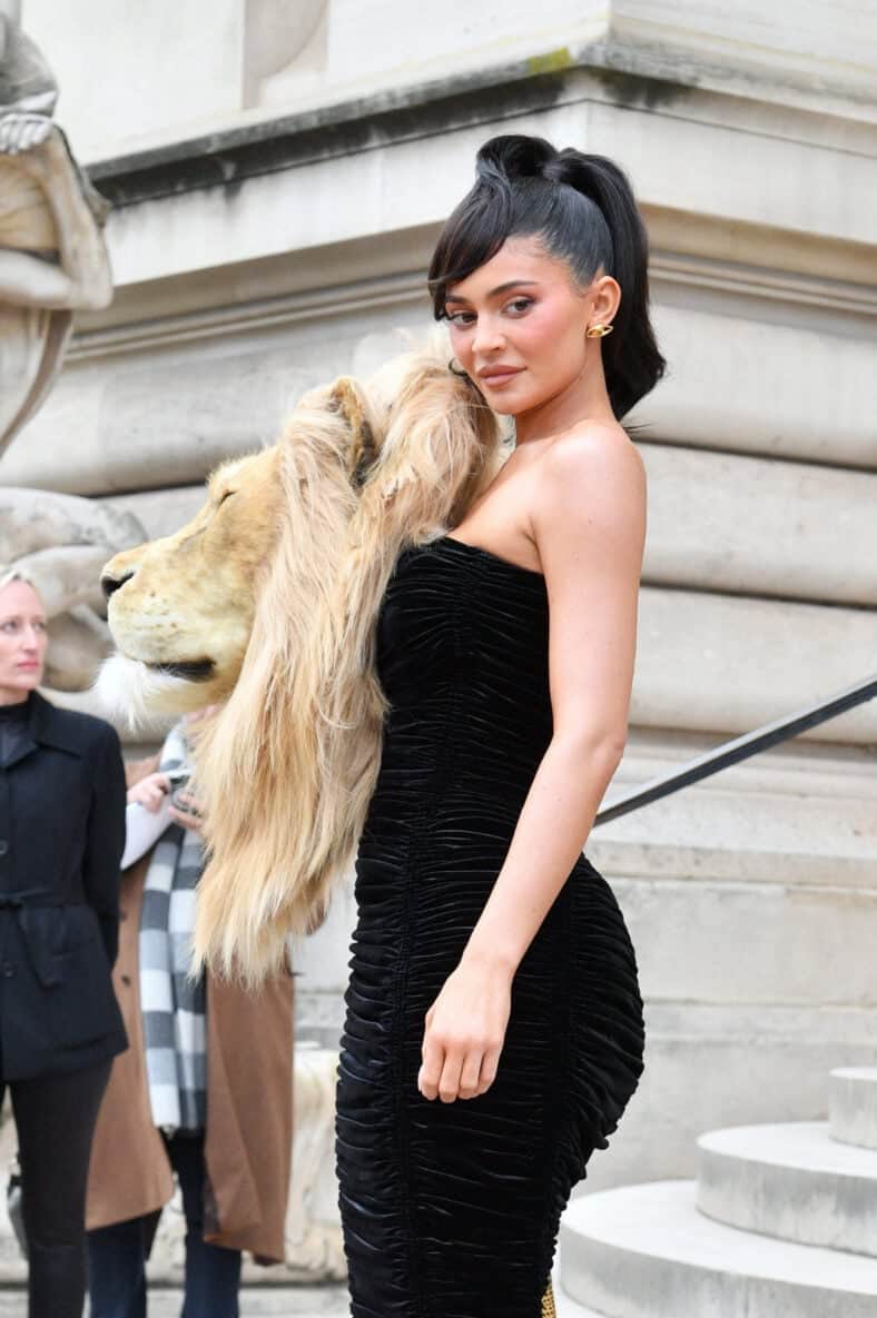 Kylie Jenner leaves the Schiaparelli Haute Couture Spring Summer 2023 show
