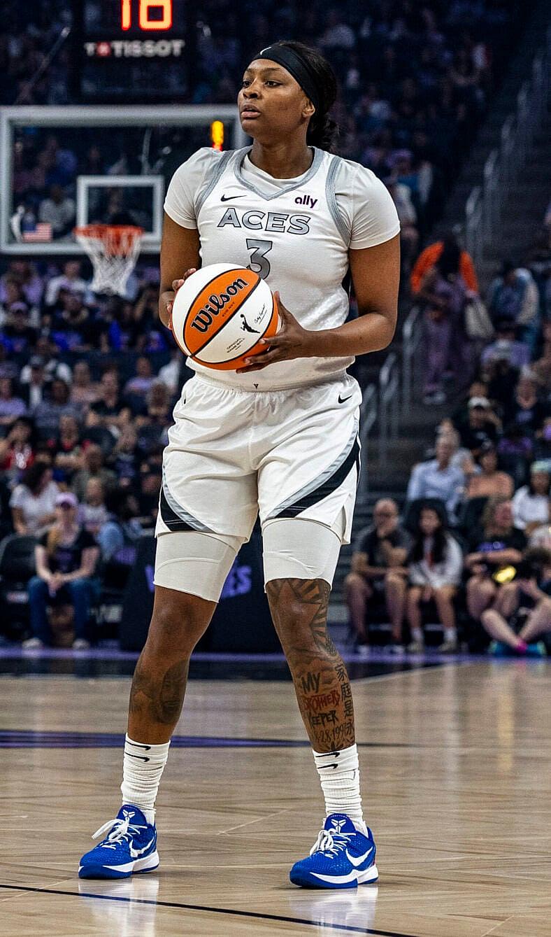 NaLyssa Smith