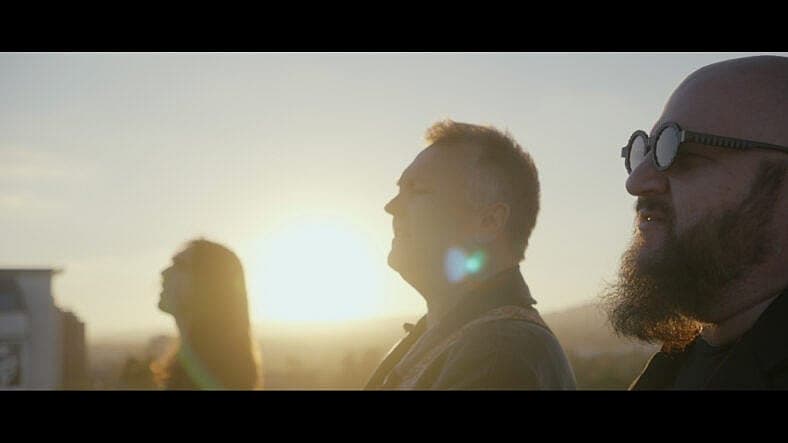 Edwin McCain and Stephen Kramer Glickman in a music video