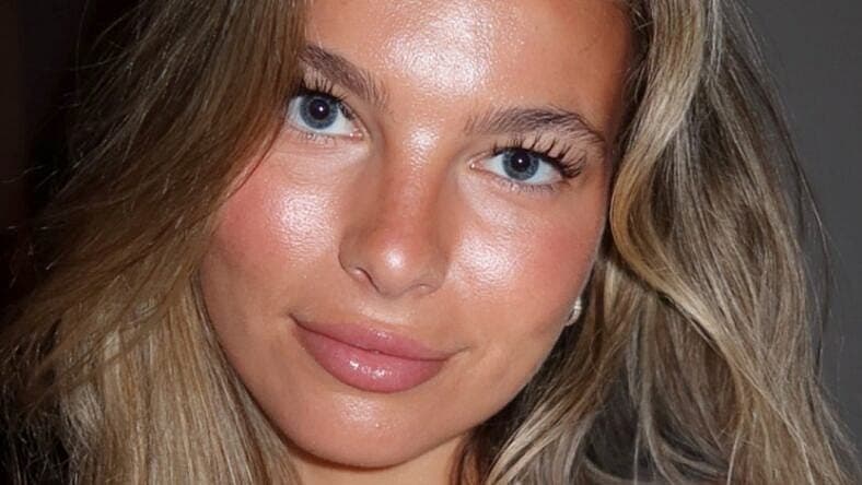 Grace Boor close up