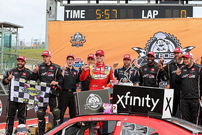 Kyle Busch wins the Pit Boss 250