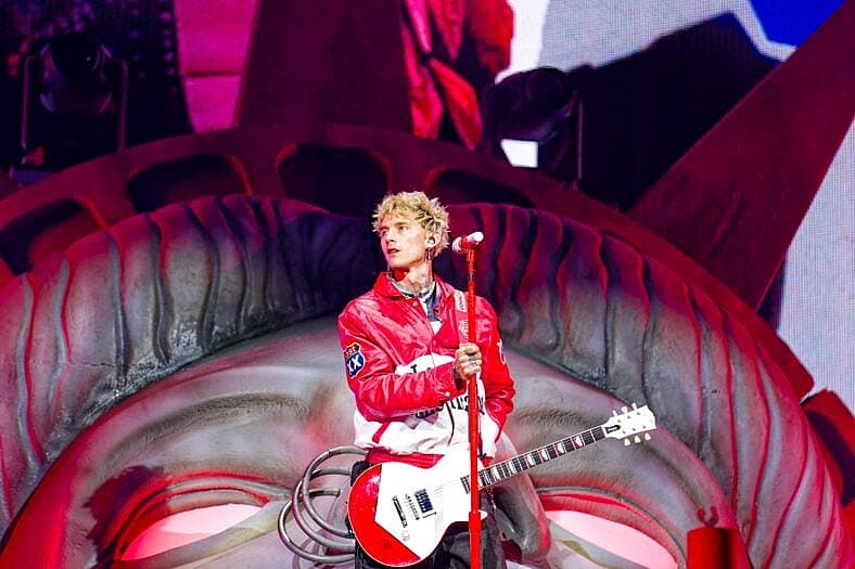 MGK Manchester Performance