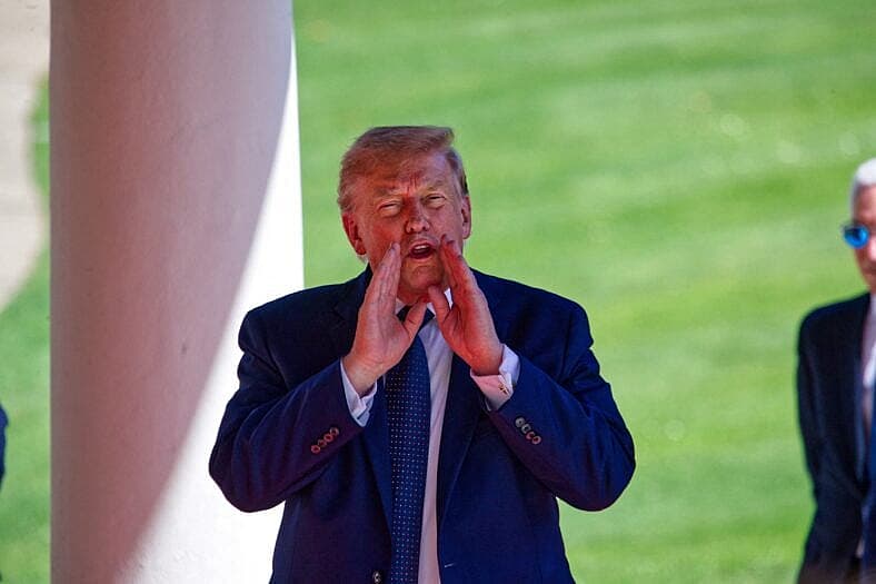 Donald Trump enters the Hotel Royal