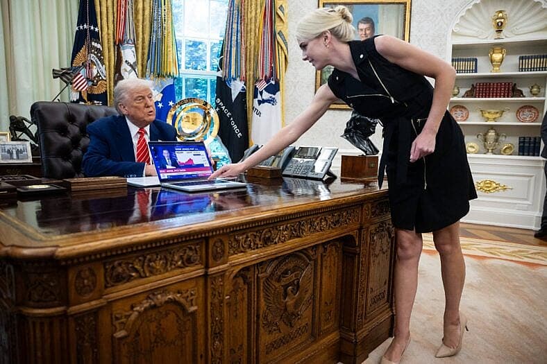 Donald Trump, Natalie Harp in the Oval Office