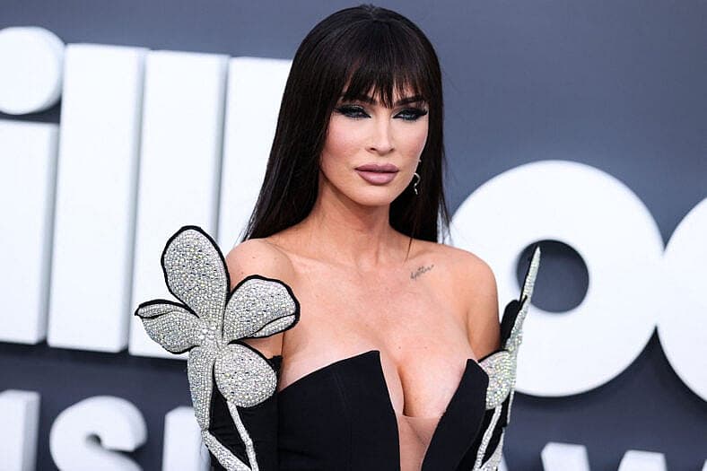 Megan Fox at 2022 Billboard Music Awards - Arrivals