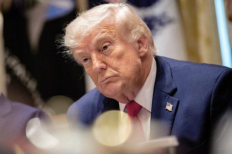 DC: President Trump Holds a Cabinet Meeting