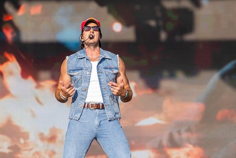 Russell Dickerson at Windy City Smokeout 2026