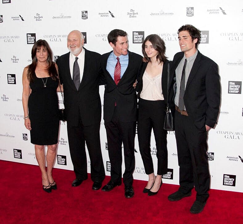 Rob Reiner’s Son Jake Struggling With Feelings Of ‘Rage’ After Parents’ Murders: ‘I Had No Choice In The Matter’ 2 Rob Reiner with his wife and kids, Michele, Jake, Romy and Nick