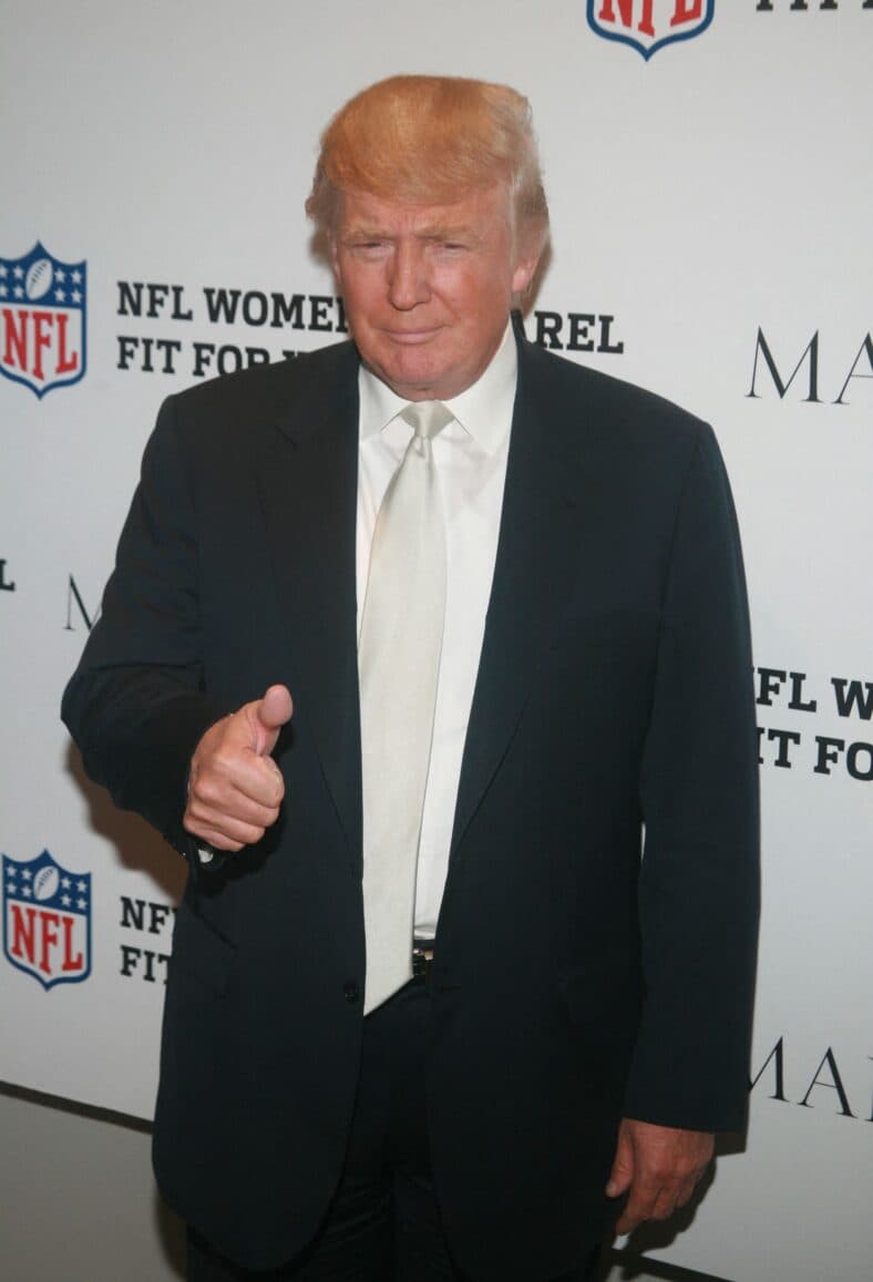 Donald Trump participa do evento NFL & Vogue Celebrate NFL Women's Apparel. 