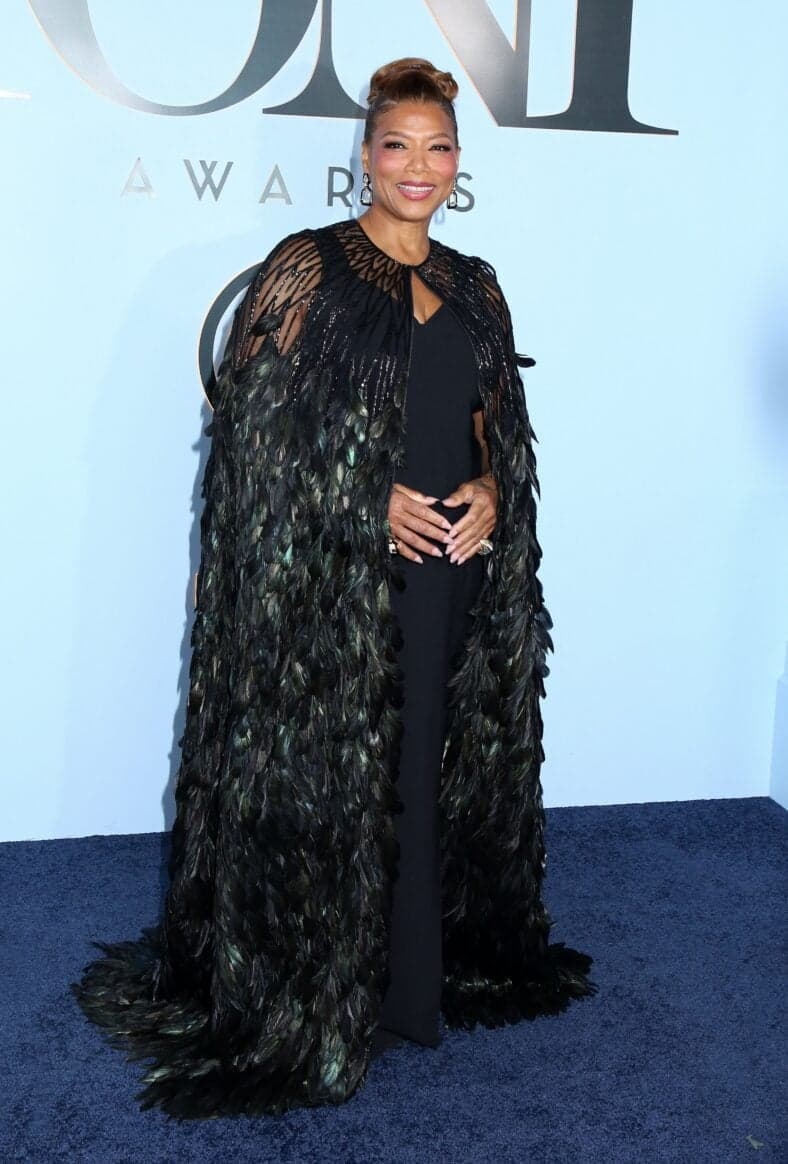 Queen Latifah in a black dress