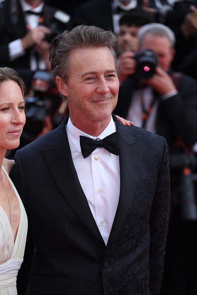 Edward Norton no tapete vermelho ''O Esquema Fenício'' - 78º Festival de Cinema de Cannes