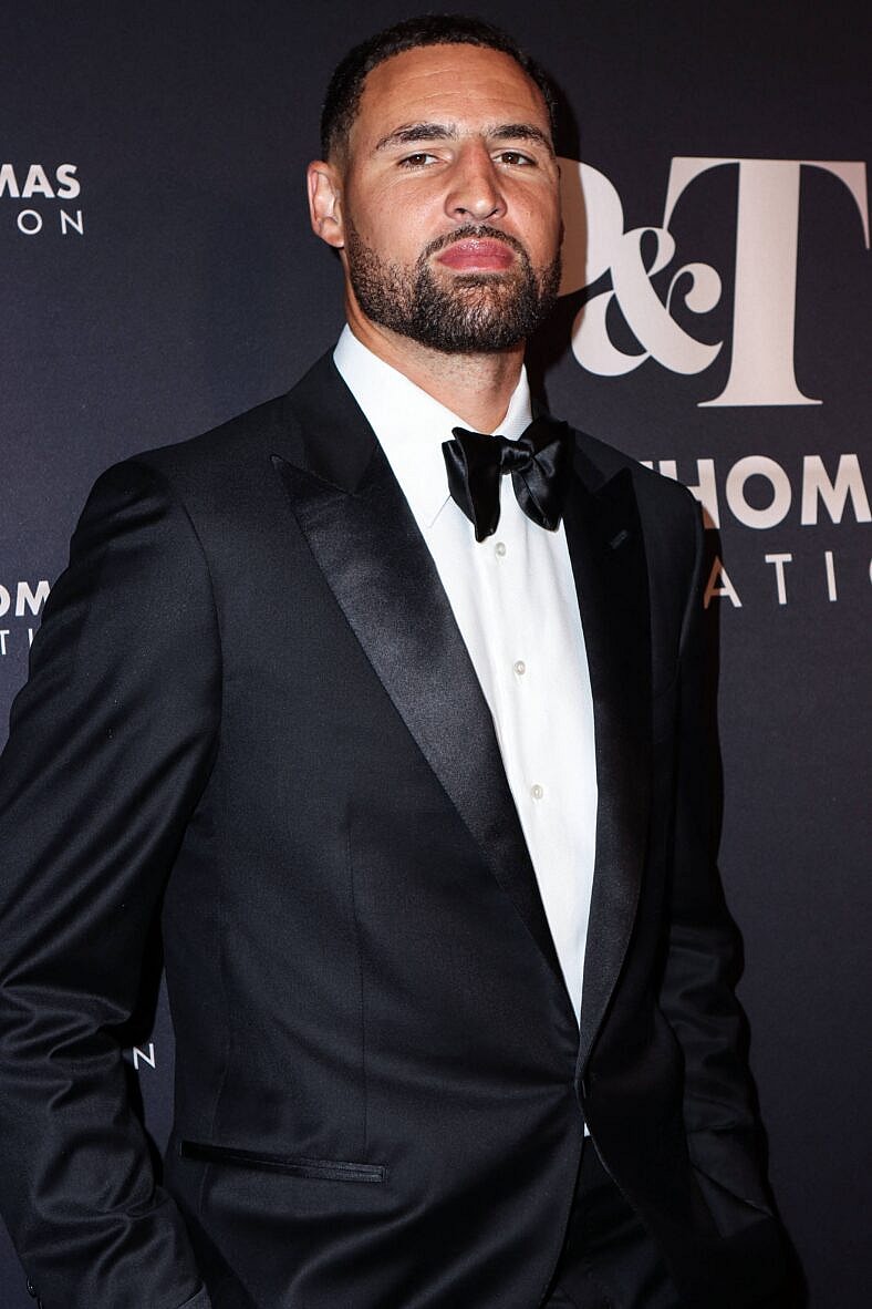Klay Thompson posing on the red carpet. 