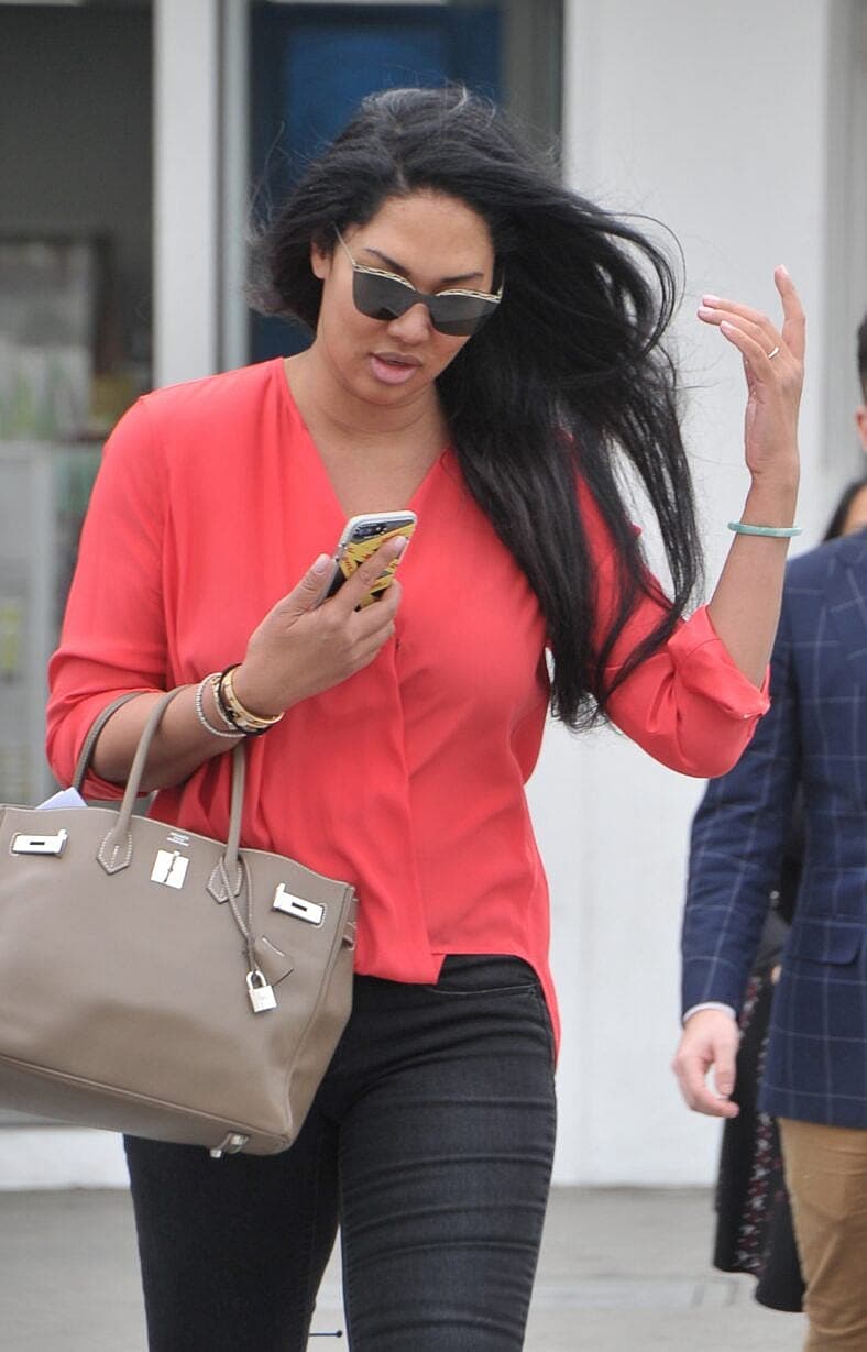 Kimora Lee Simmons walking in Beverl Hills