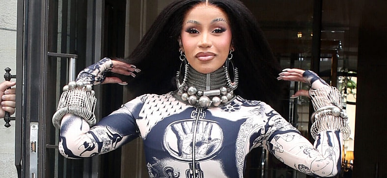 Cardi B leaving her Paris hotel. PFW. 05 Jul 2023