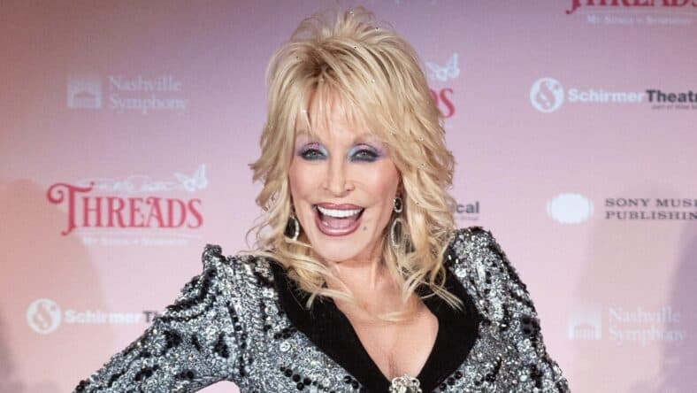 Dolly Parton posing