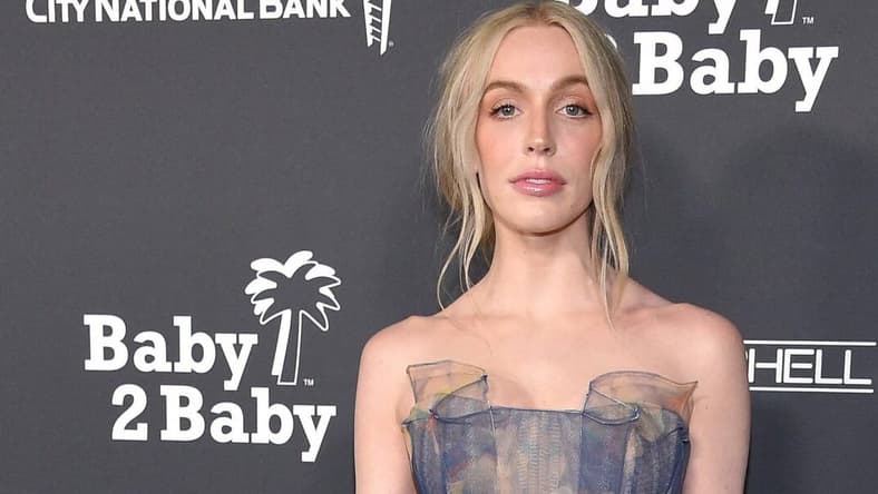 Alex Cooper at the 2022 Baby2Baby Gala