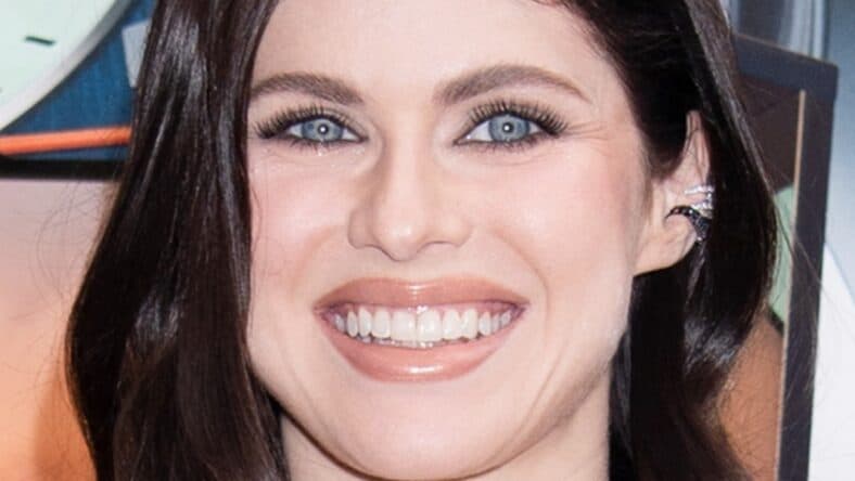 Alexandra Daddario close up