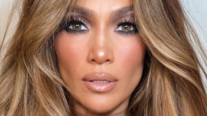 Jennifer Lopez close up