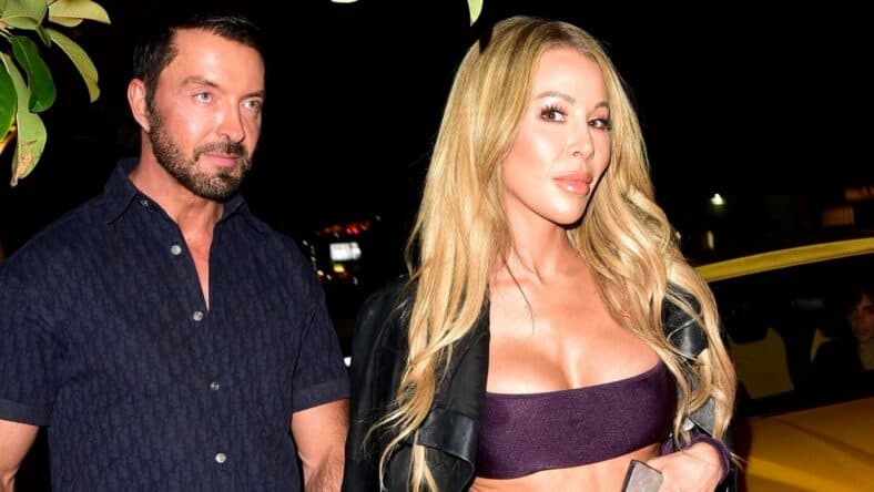 Lisa Hochstein, Jody Glidden