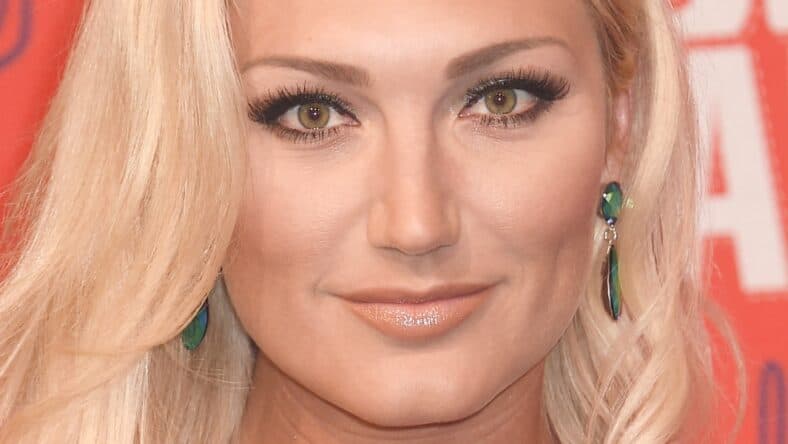 Brooke Hogan close up