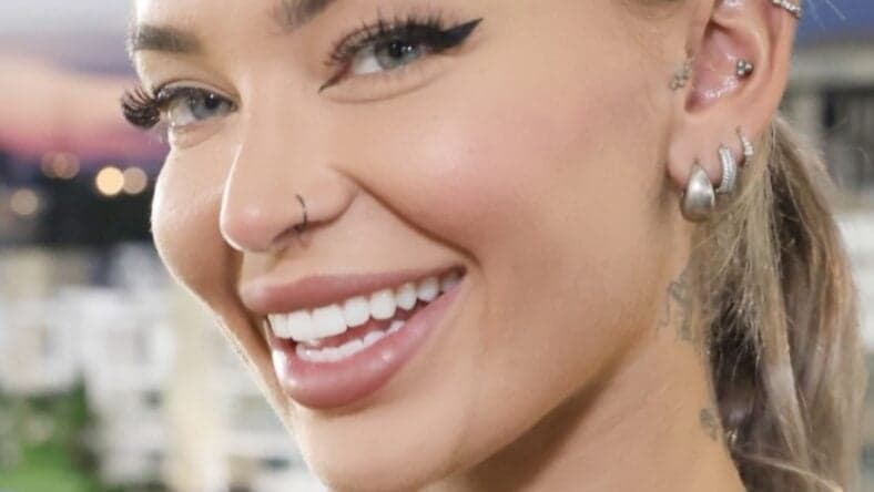 Hayley Davies close up