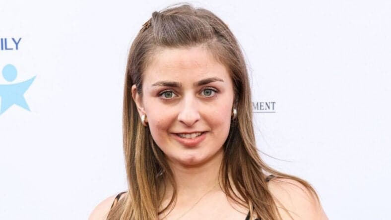 Abbey Romeo at the 13th Annual Ed Asner And Friends Poker Tournament Celebrity Night