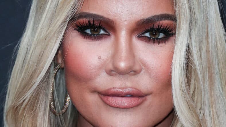 Khloe Kardashian at 45th Annual People's Choice Awards