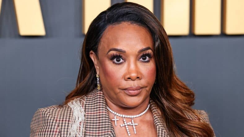 Vivica A. Fox posing on the red carpet.