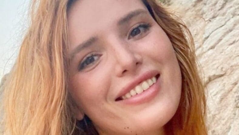 Bella Thorne smiling close up