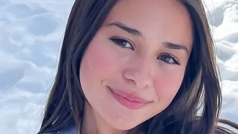 Sophie Rain close up