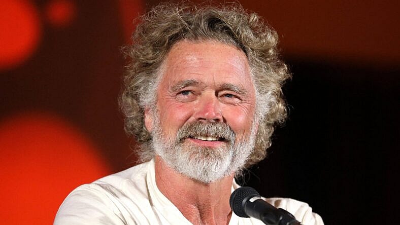 JOHN SCHNEIDER speaks at the 2024 Mad Monster Party at the Renaissance Phoenix Glendale Hotel