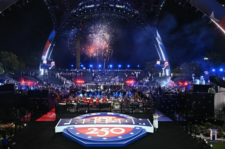 O evento UFC Freedom 250 no Gramado Sul da Casa Branca