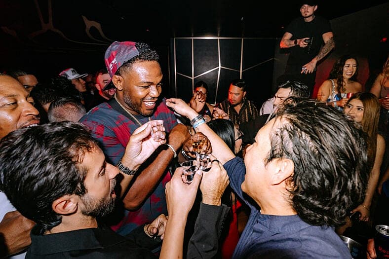 UFC Stars, NBA Champs and a ‘Mormon Wives’ Star: Las Vegas Nightlife Goes Into Overdrive