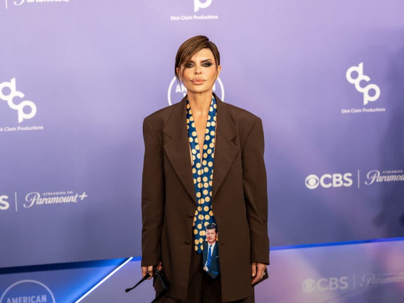 Lisa Rinna at the American Music Awards 2026