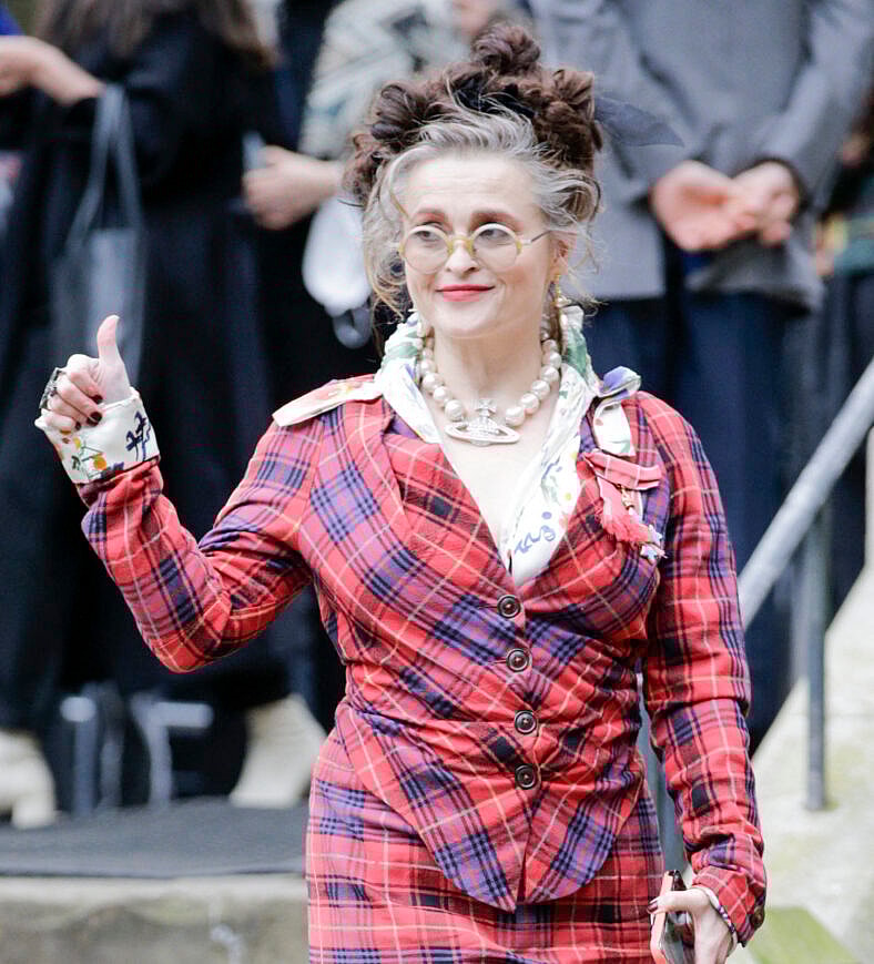 Helena Bonham posing for pictures.