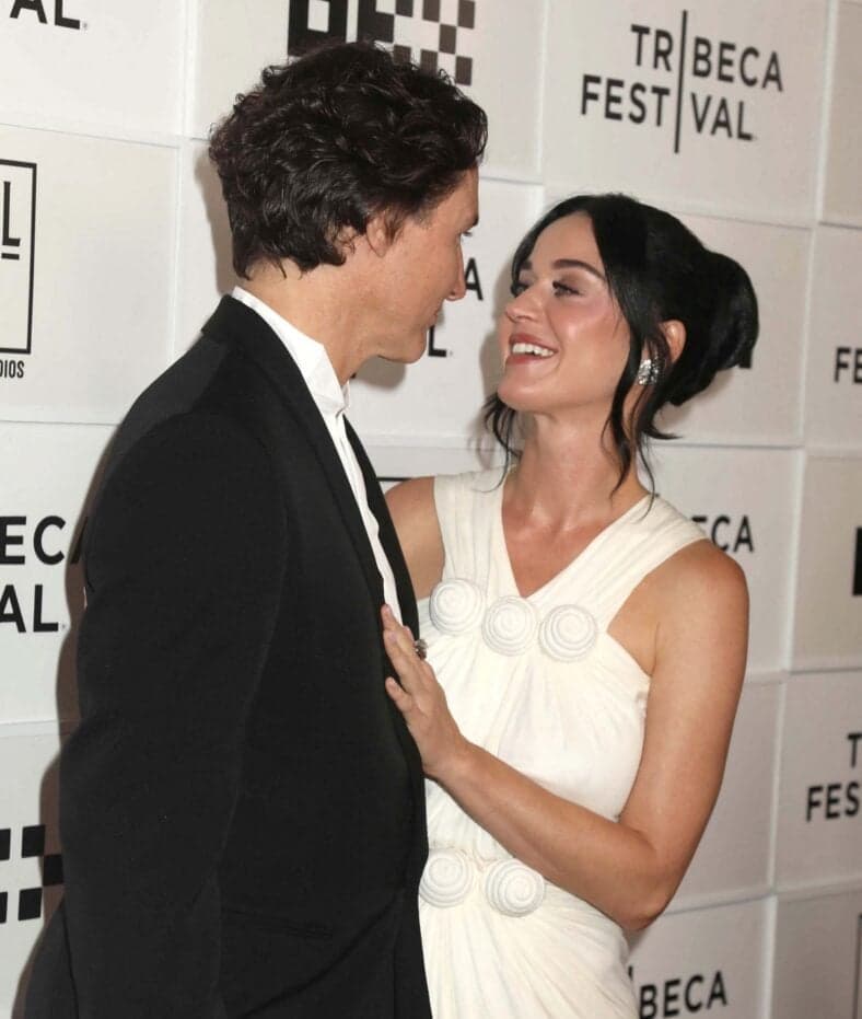 Katy Perry and Justin Trudeau at The Lifetimes Tour - Live From Paris