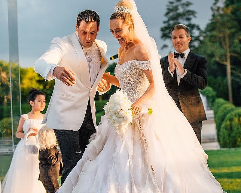 Peta Murgatroyd & Maksim Chmerkovskiy Declare 'Infinite' Love For Their 6th Anniversary