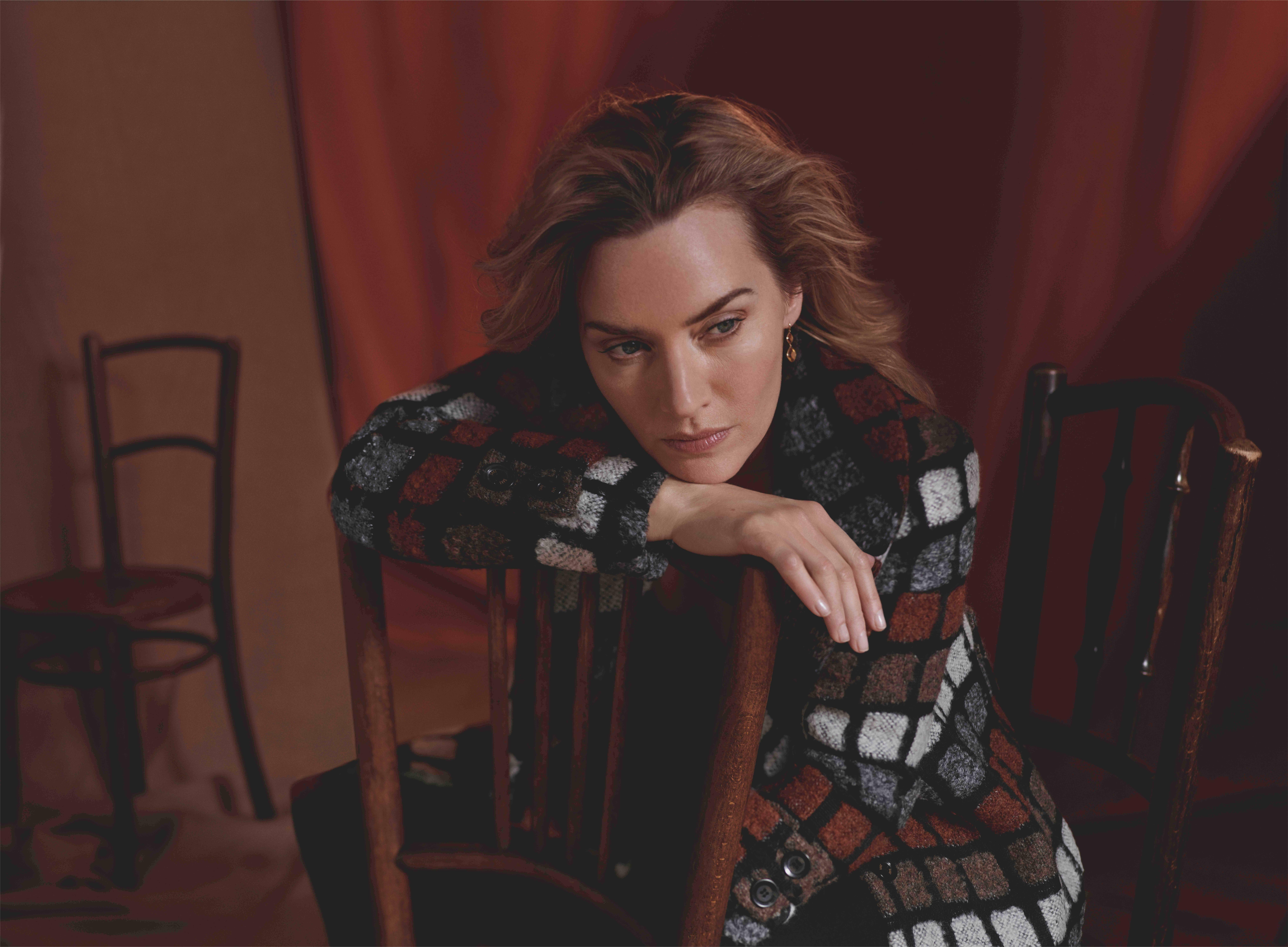 Kate Winslet stars in DAKS fashion campaign