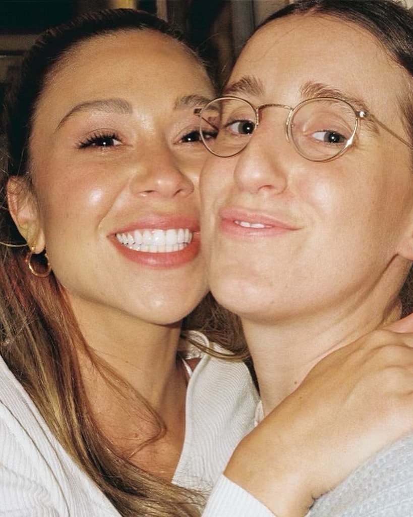 Gabby Windey hugging her pal