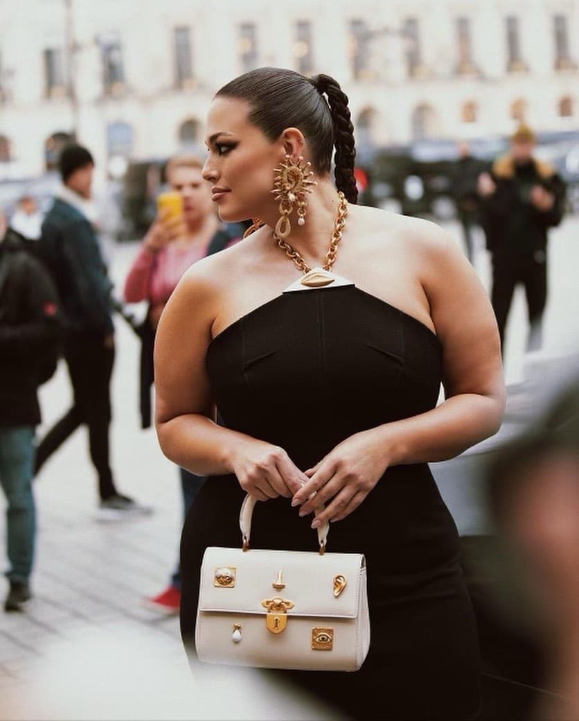 Ashley Graham's post on her Instagram page