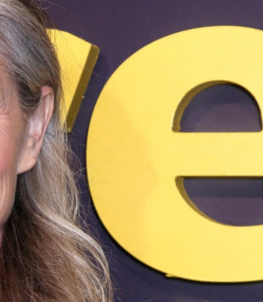 Paulina Porizkova at movie premiere
