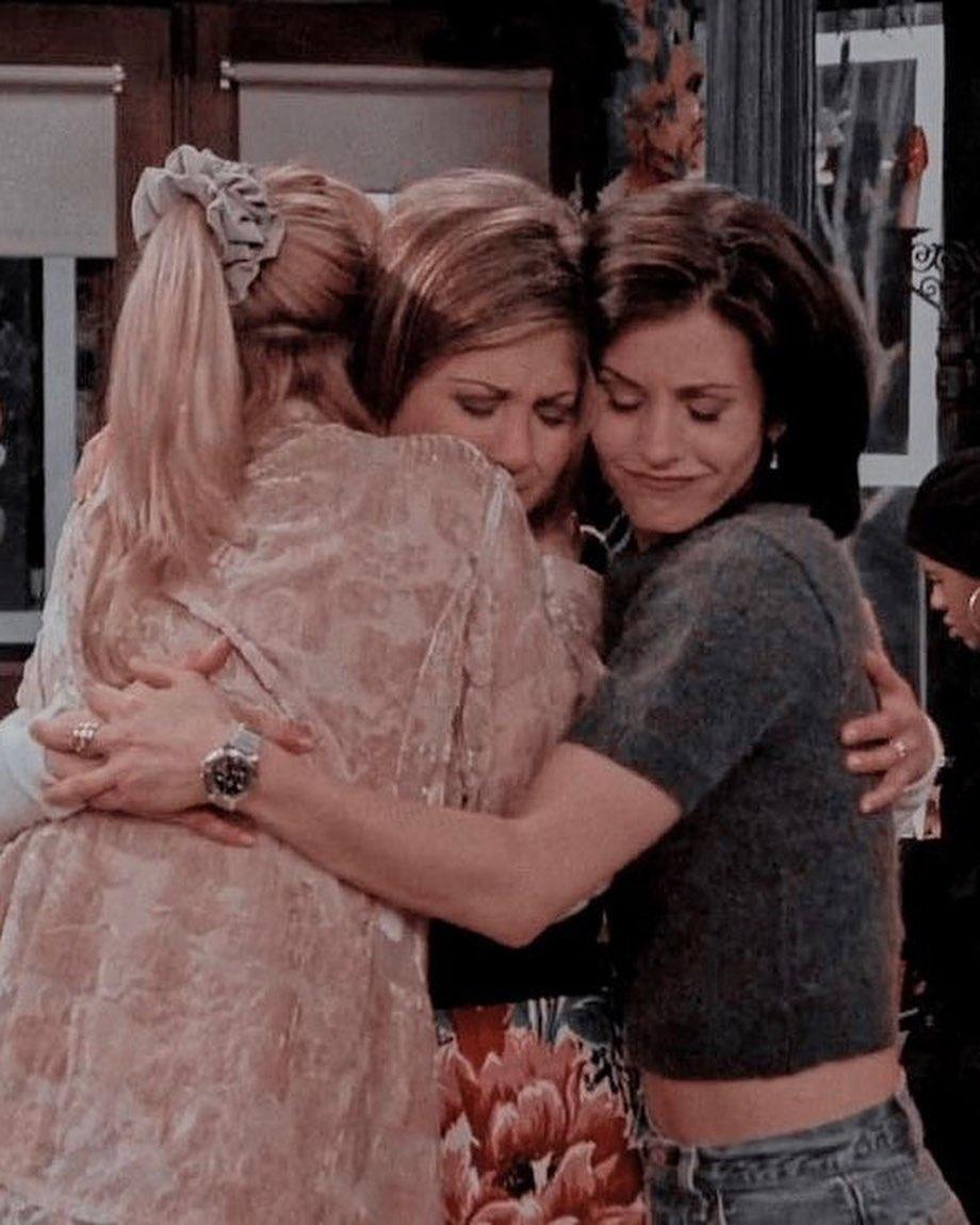 Jennifer Aniston Gushes Over BFF Courteney Cox's Hollywood Walk Of Fame Star Achievement